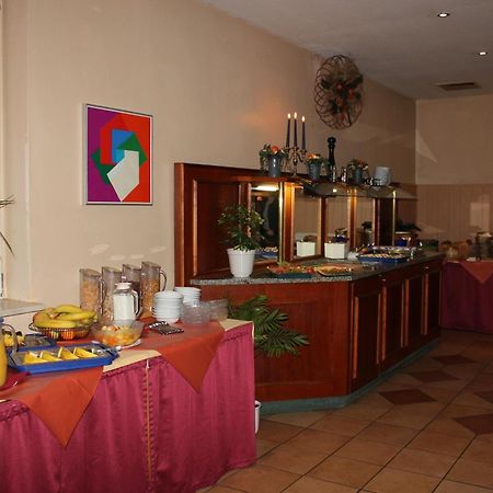 Hotel Zum Ratsherrn Lübeck Dış mekan fotoğraf